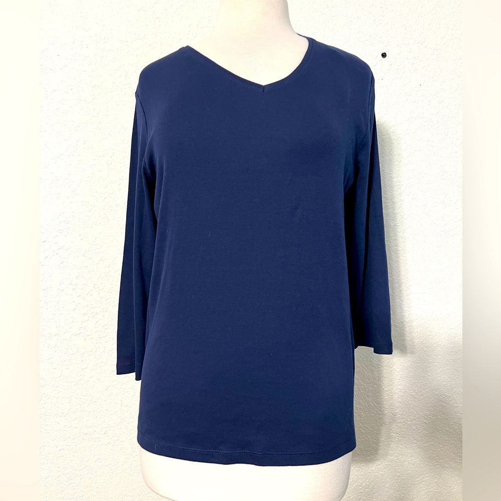 CHICOS 3-4 sleeve Ultimate tee. Navy. Size L. 
NWT.